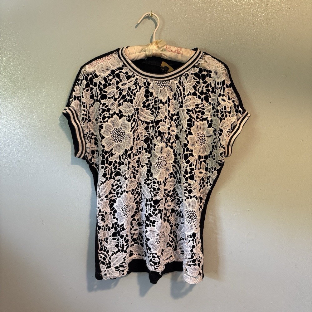 Jeans By Buffalo Women's Large Black And White Crochet Lace Front